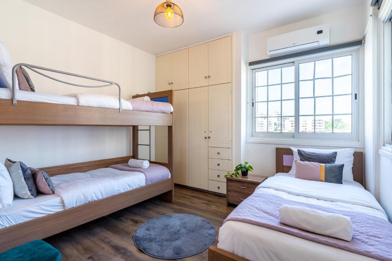 Araminta 2-Bedroom Apartment In Ларнака Екстериор снимка